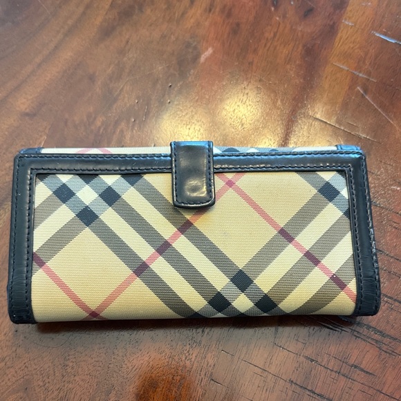 Burberry Wallet - Picture 2 of 5
